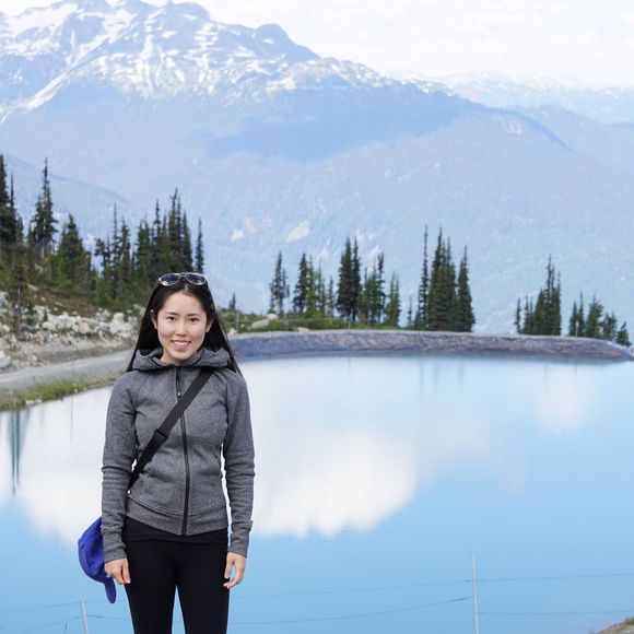 Meet your Posher, Kate - Picture 1 of 1